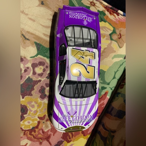 ACTION JEFF GORDON 24 FOUNDATION 2001 MONTE CARLO LTD ED DIECAST CAR 1:24 - Picture 2 of 7